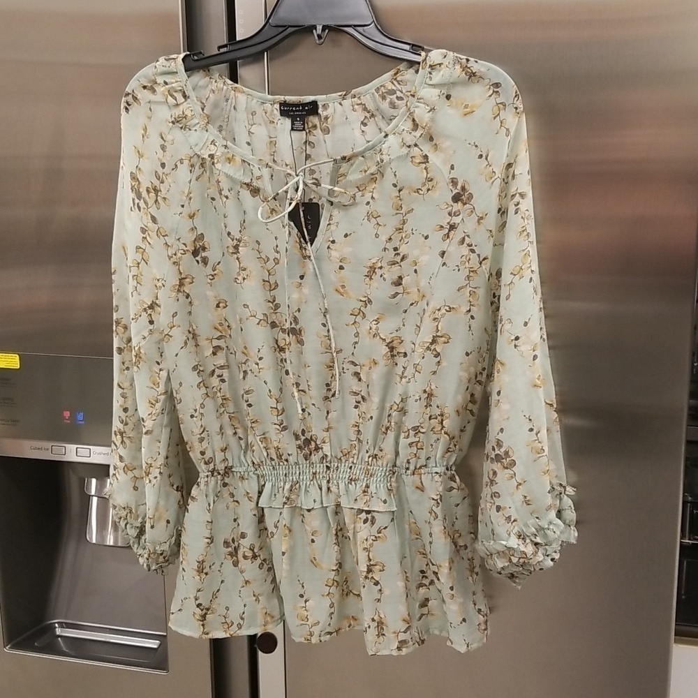 💕CURRENT AIR💕 Smocked Waist Split Neck Blouse ~ Sage Botanical Print S NWT